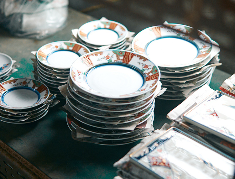 大手企業からの継続受注が証明する信頼性